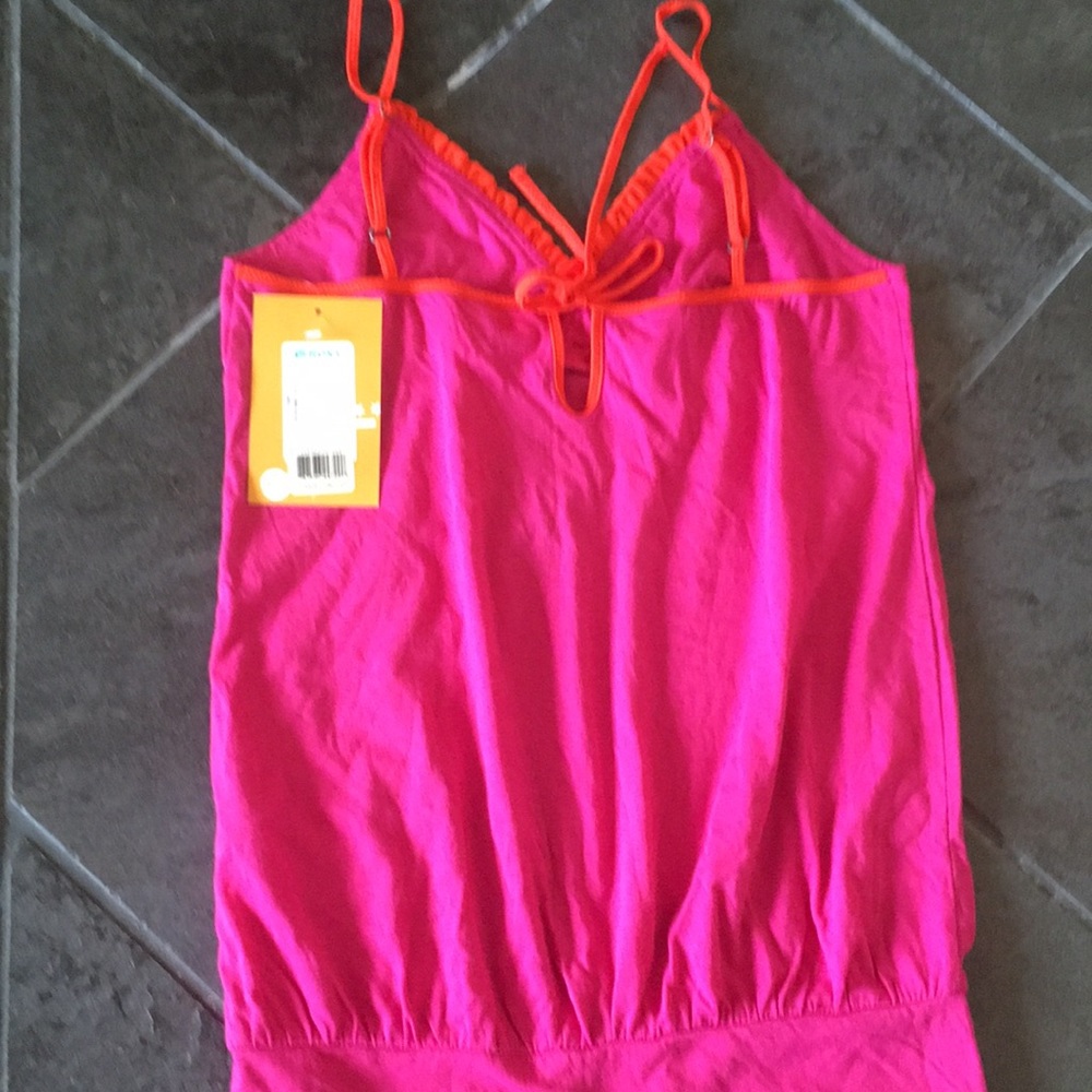 Brand NEW Roxy Top - Picture 2 of 3